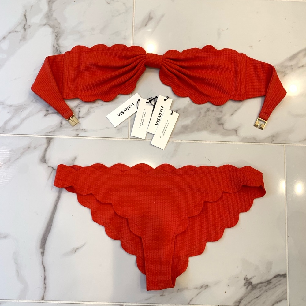 Marysia swimsuit set S top M bottom- like new